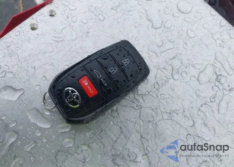 2025 Toyota Camry Le z USA, uszkodzony, nr VIN 4T1DAACK8SU201038